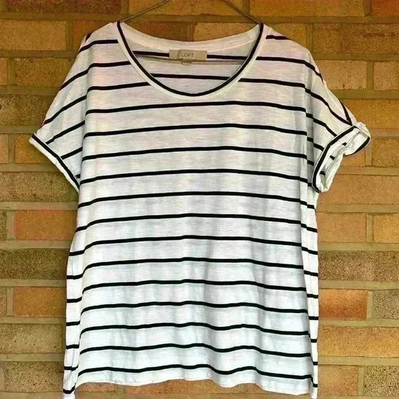 Loft scoop neck short cuffed sleeve striped TShirt - Picture 1 of 6